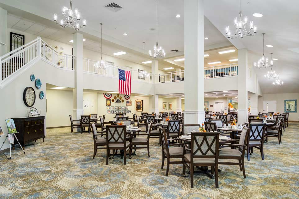 The dining room at Cottonwood Estates set for mealtime